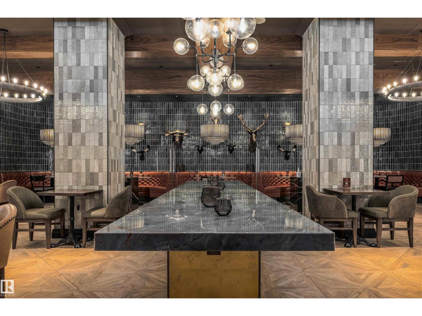 #4001 10360 102 ST NW, Edmonton