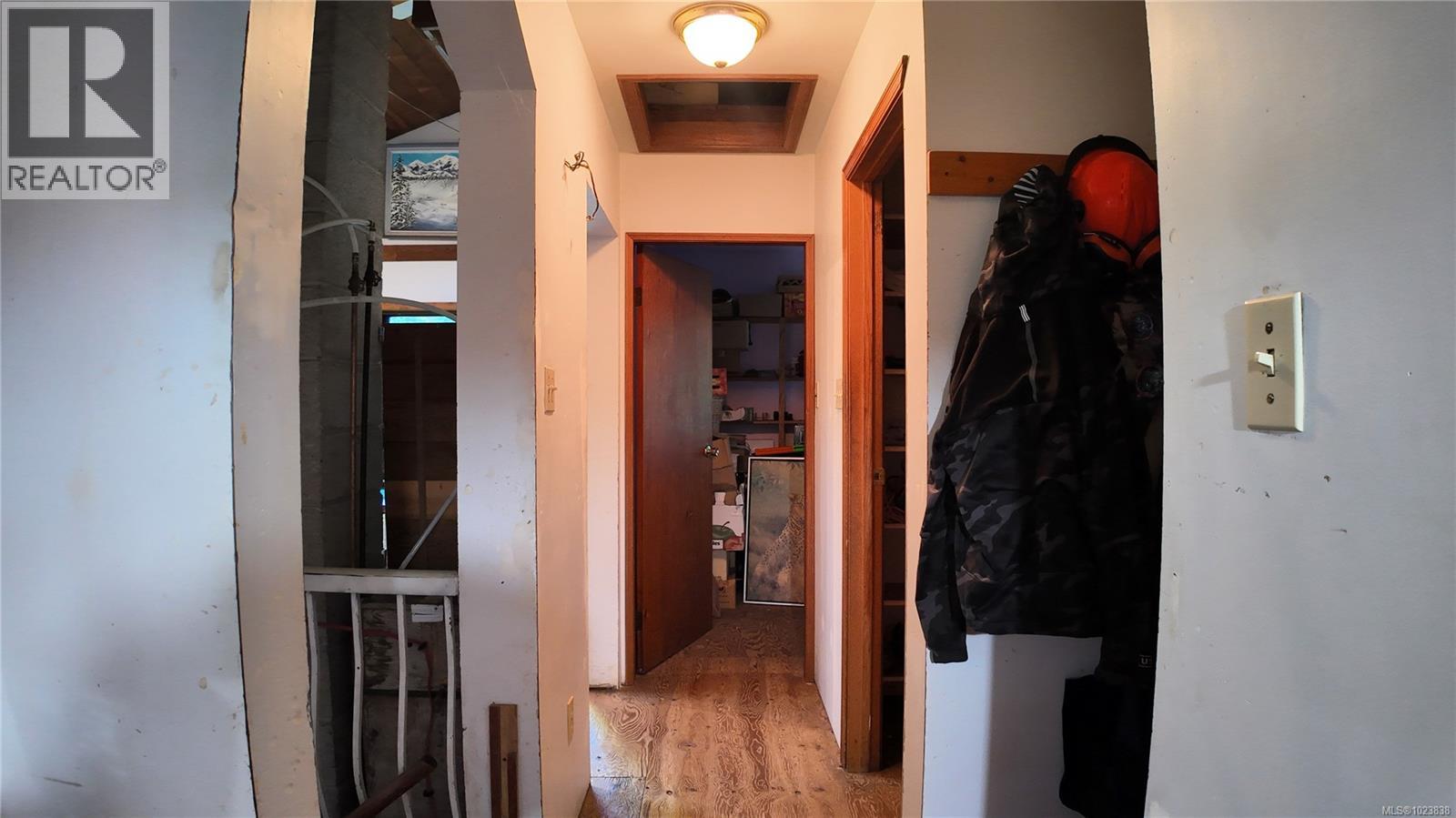 4480 Strachan Rd, Hornby Island