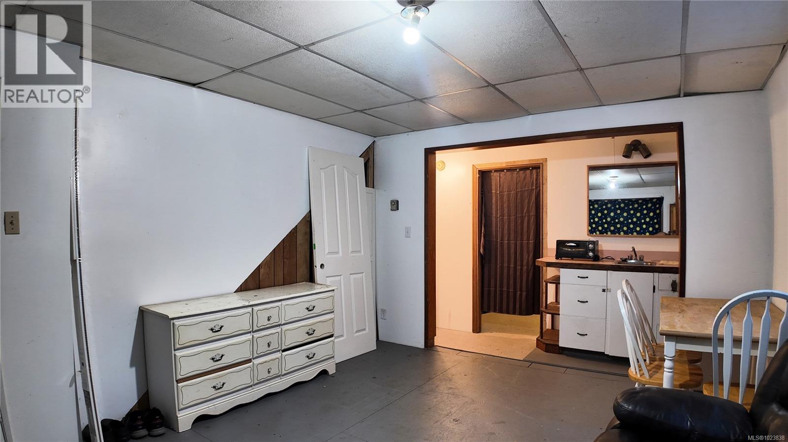 4480 Strachan Rd, Hornby Island