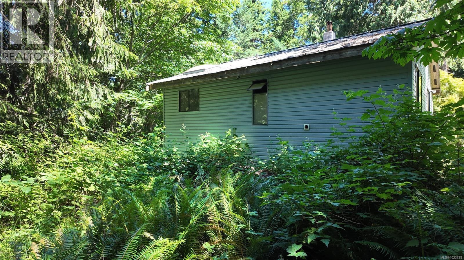 4480 Strachan Rd, Hornby Island