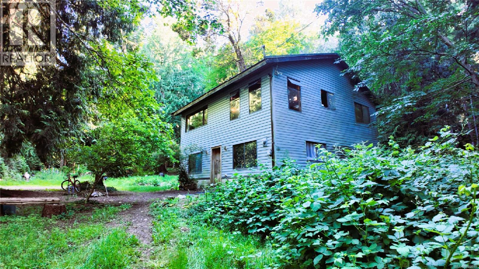 4480 Strachan Rd, Hornby Island