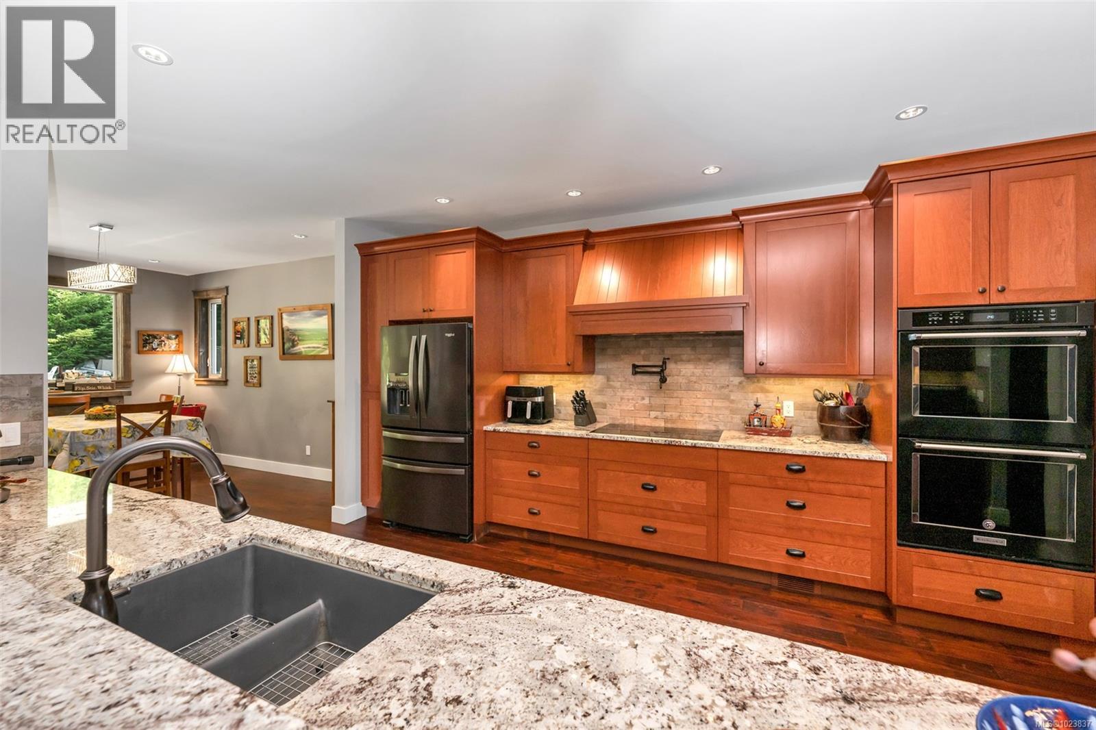  263 Tal Road, Lake Cowichan