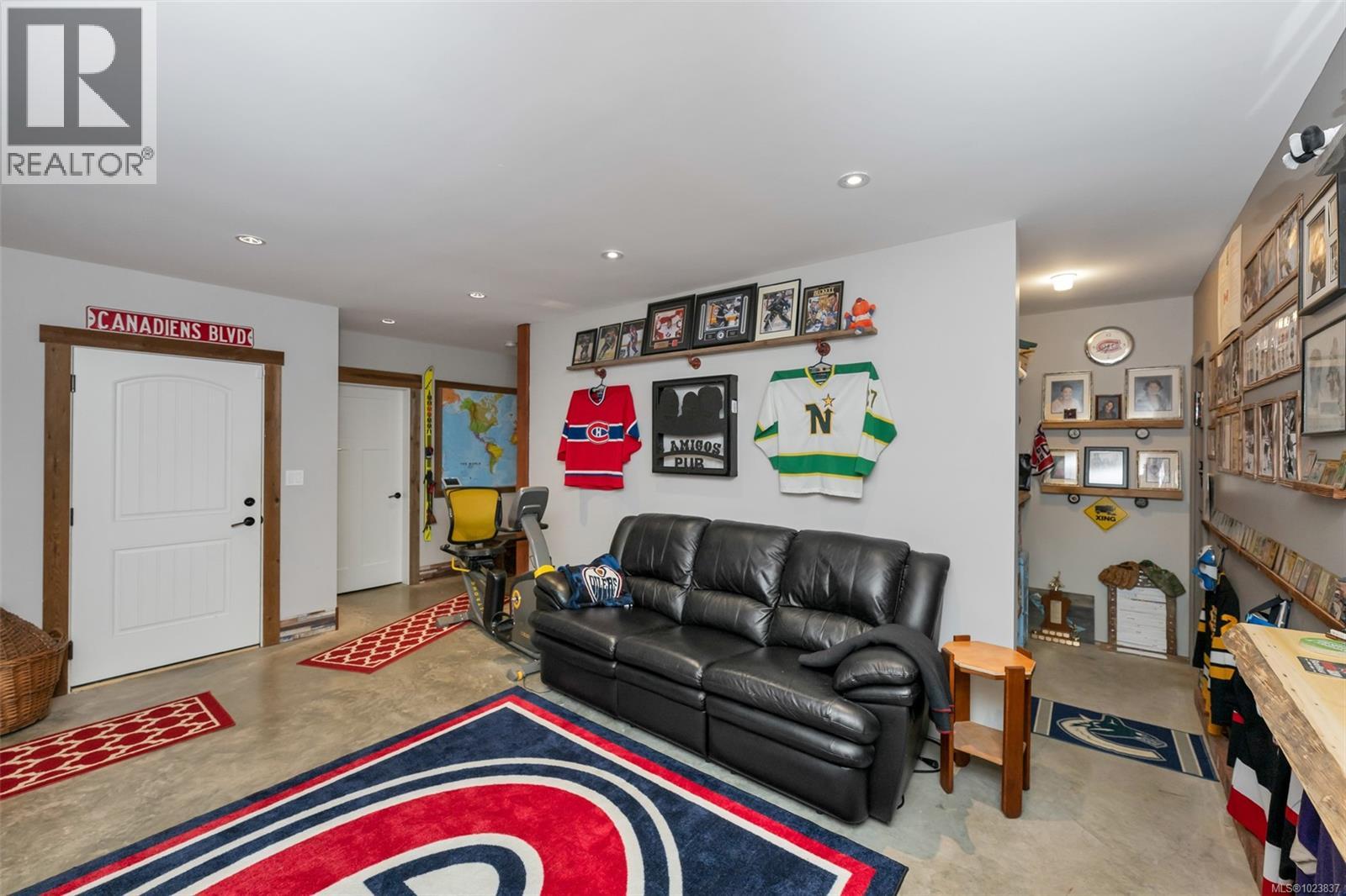  263 Tal Road, Lake Cowichan