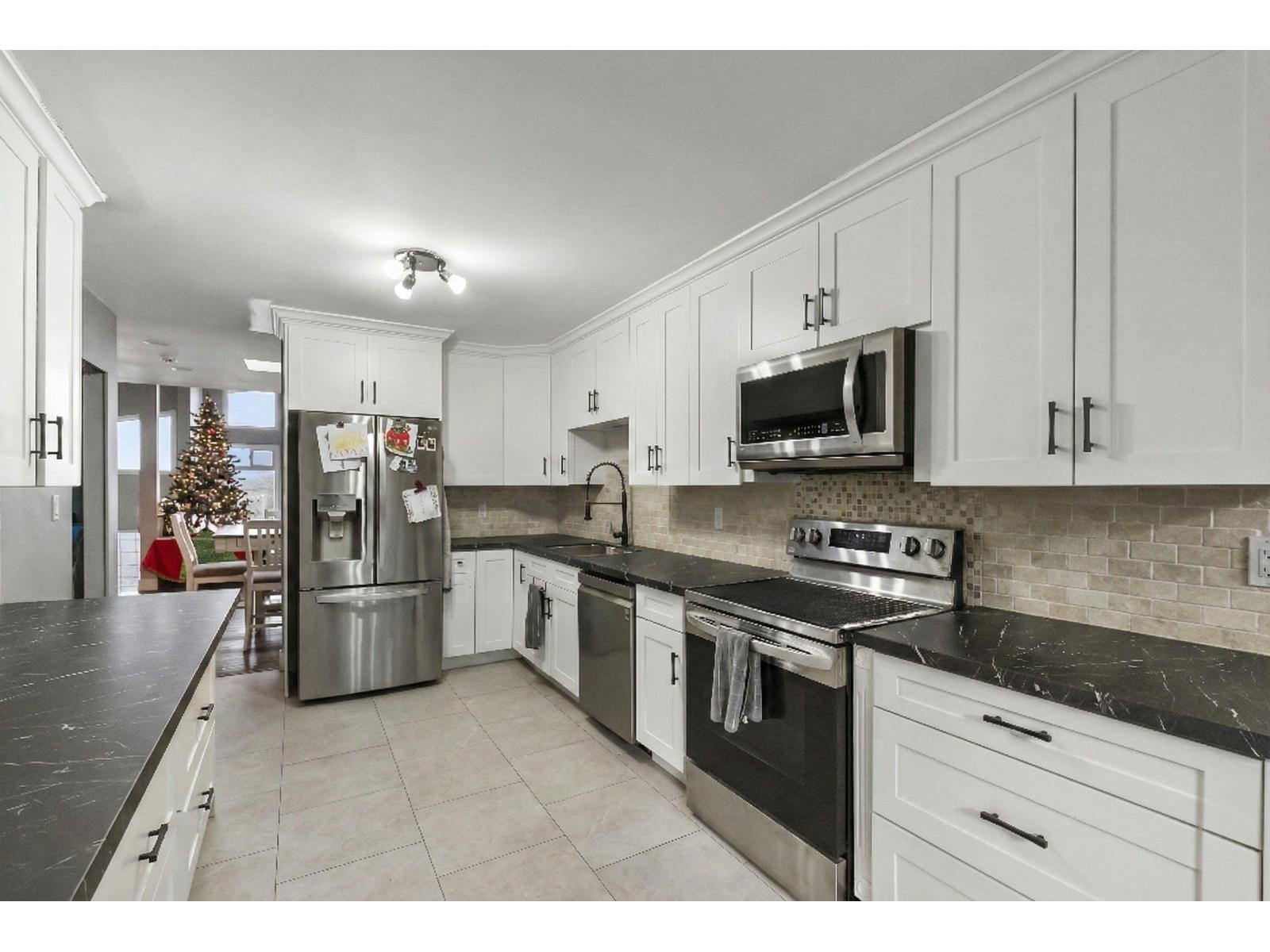 10444 -10446 RIVER ROAD, Delta