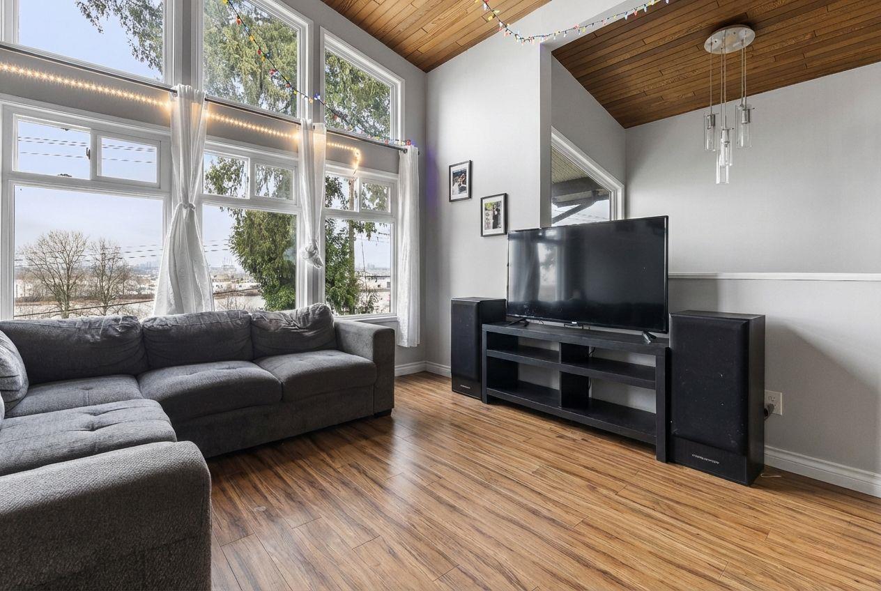 10444 -10446 RIVER ROAD, Delta