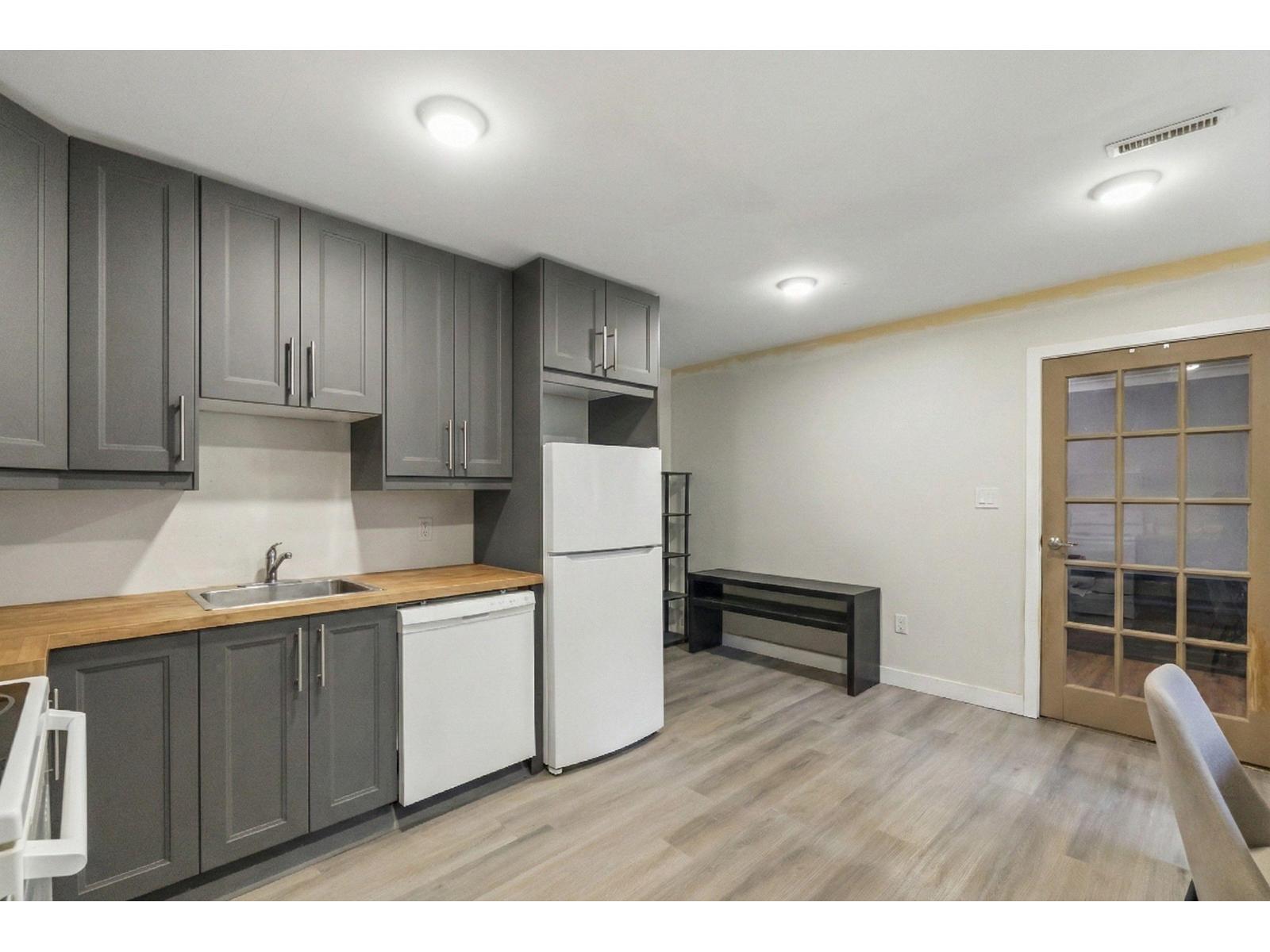 10444 -10446 RIVER ROAD, Delta