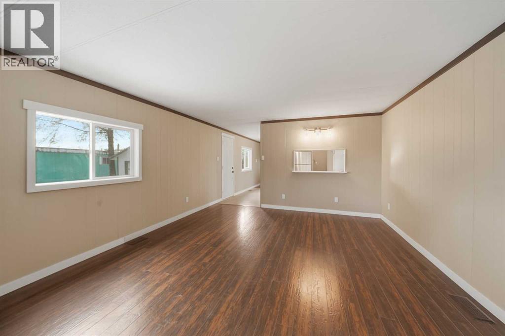 18 Parkland Acres, Lacombe