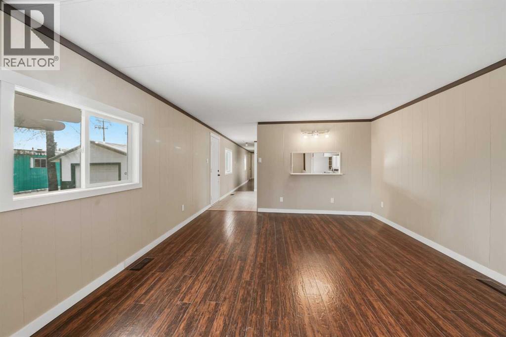 18 Parkland Acres, Lacombe