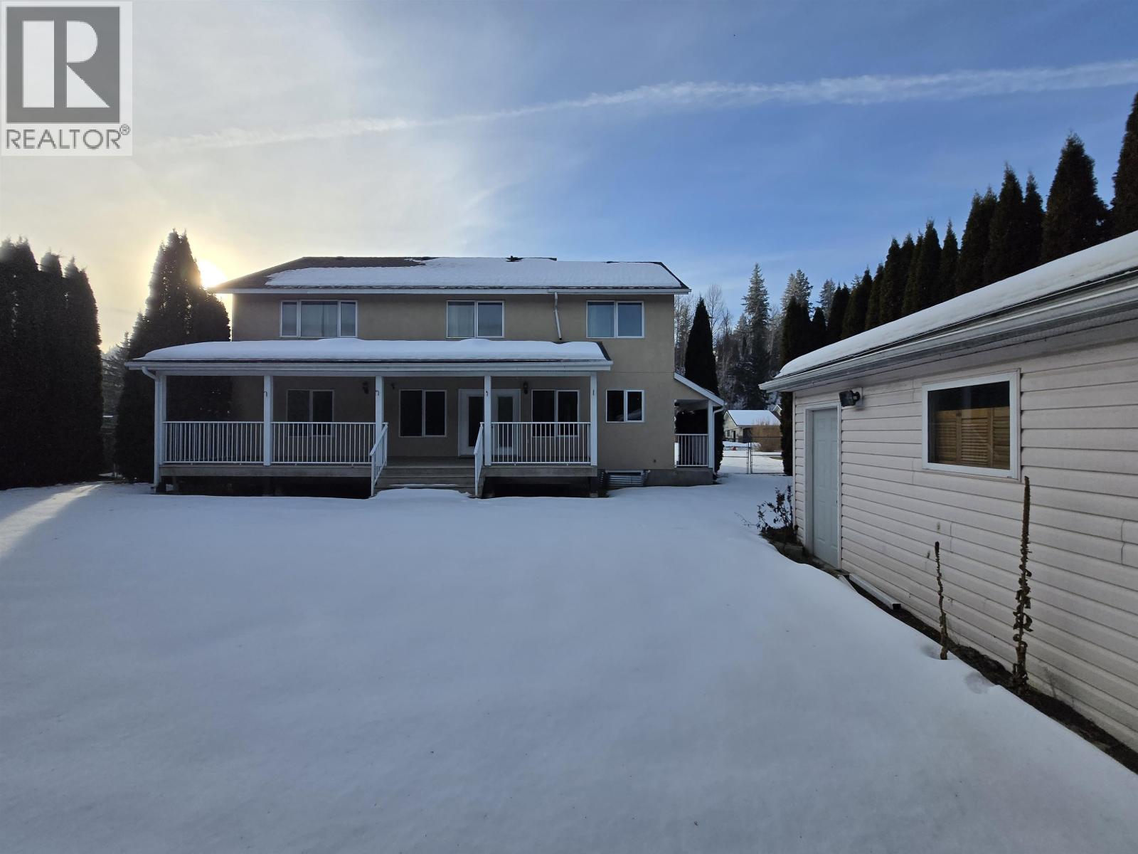 142 LOWE STREET, Quesnel
