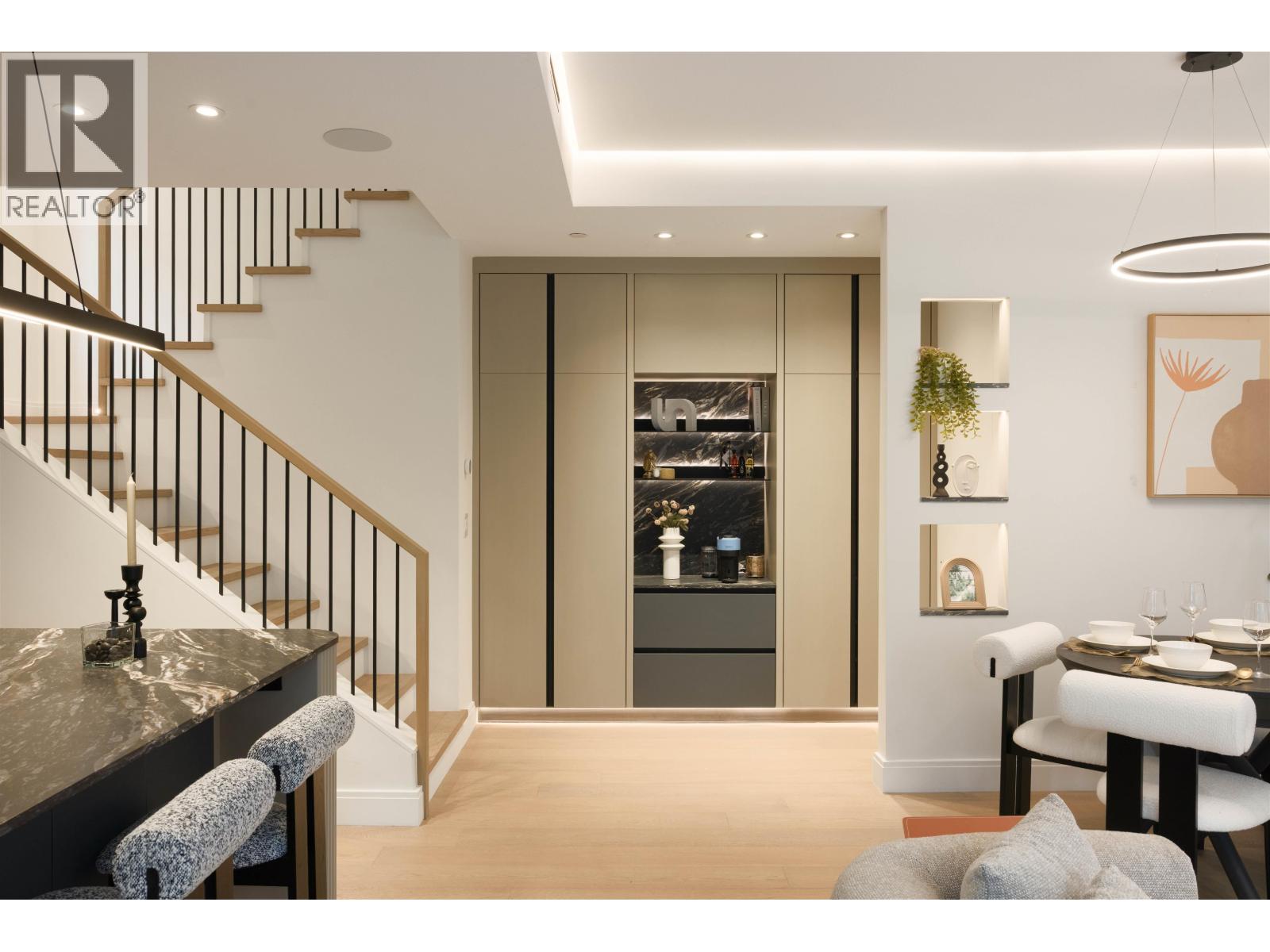 1 1183 W 33RD AVENUE, Vancouver