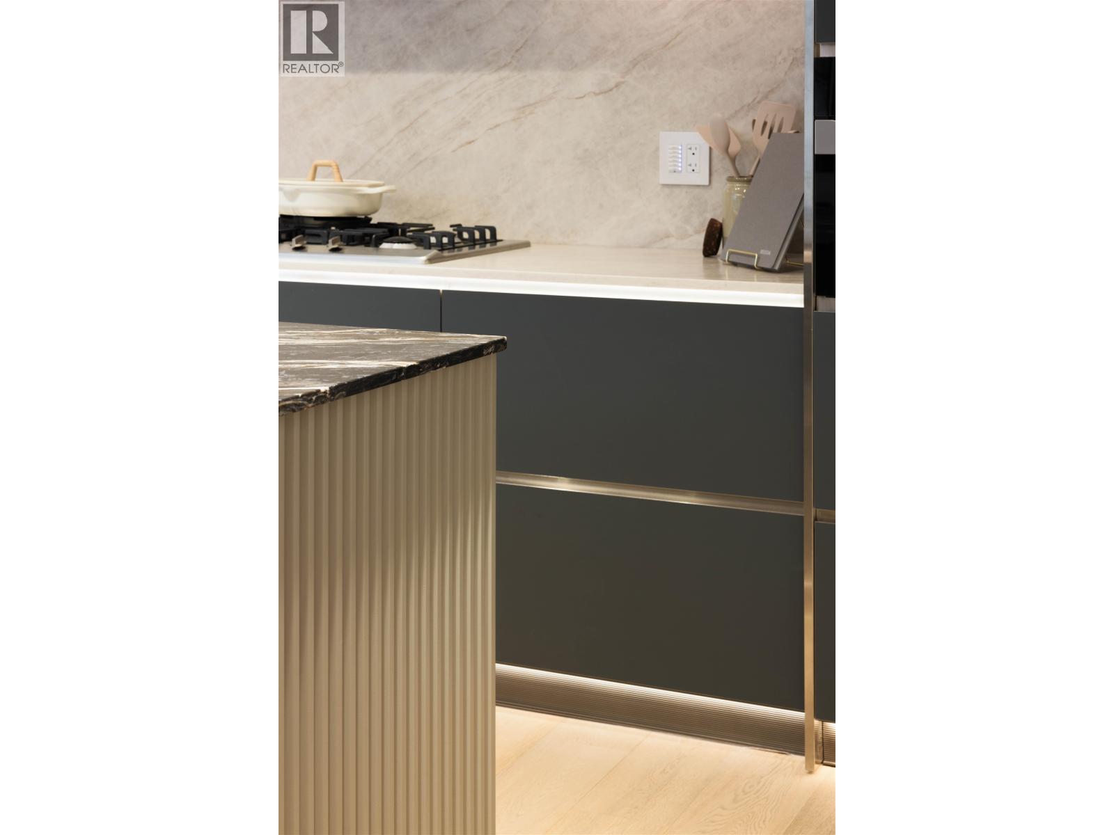 1 1183 W 33RD AVENUE, Vancouver