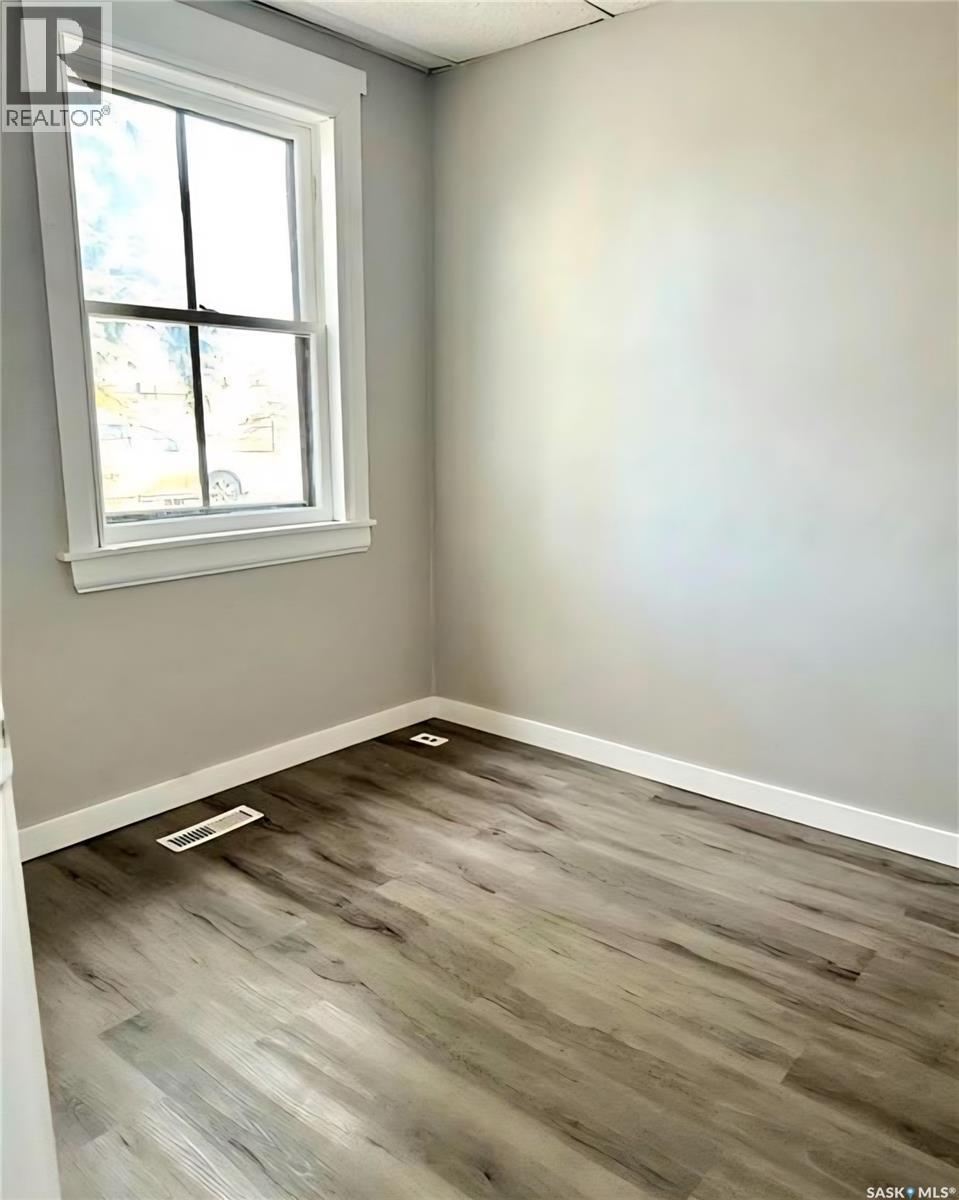 Single Family House Bungalow for Sale in  Alexandra STREET Regina 