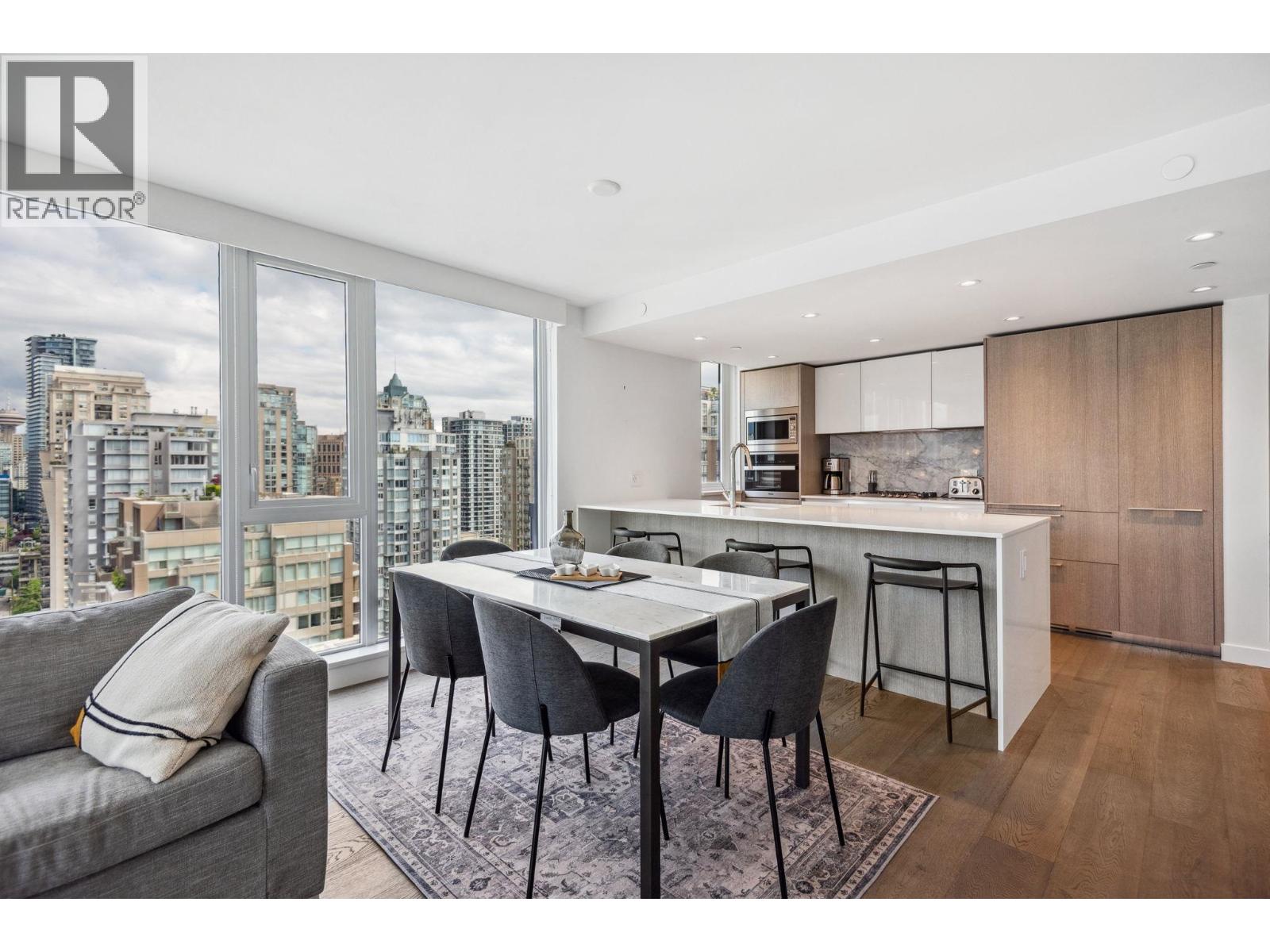 2002 1111 RICHARDS STREET, Vancouver