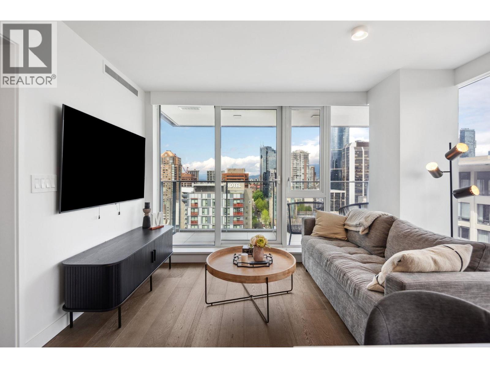 2002 1111 RICHARDS STREET, Vancouver