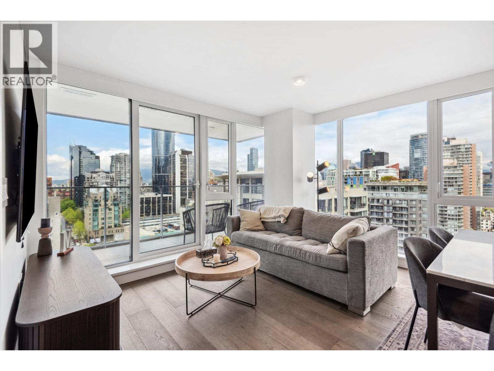 2002 1111 RICHARDS STREET, Vancouver