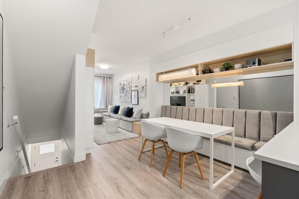 63 9718 161A STREET, Surrey