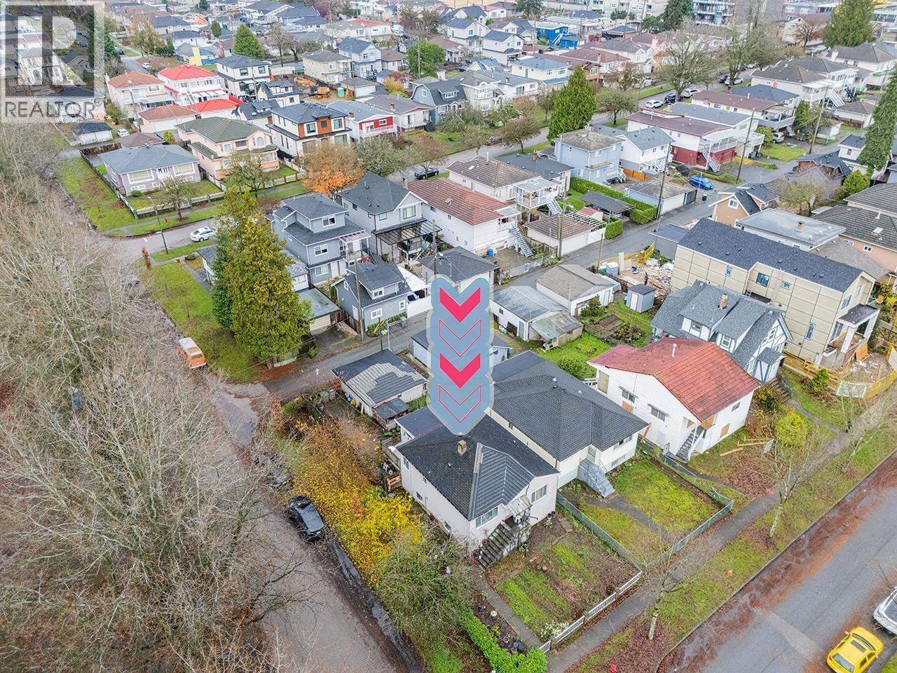 House in Vancouver - Image 8
