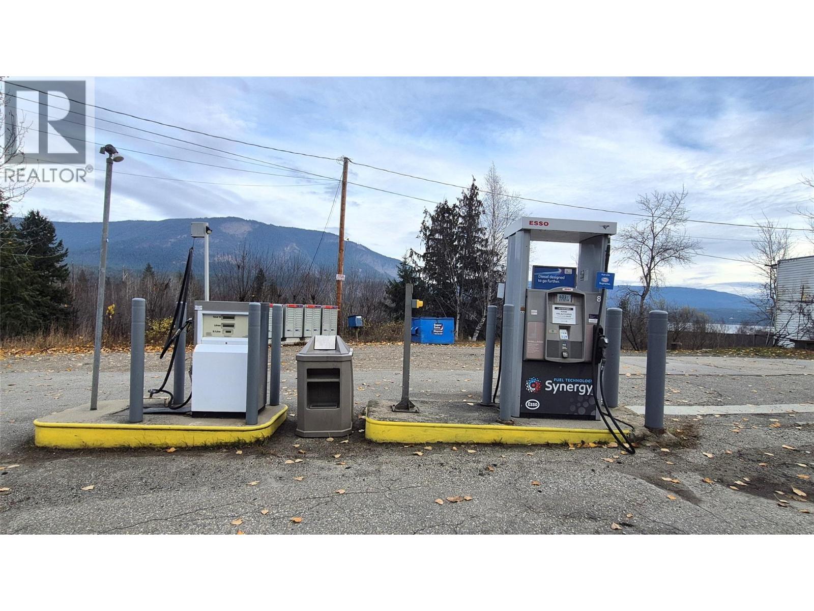  5177 Trans Canada Highway, Tappen