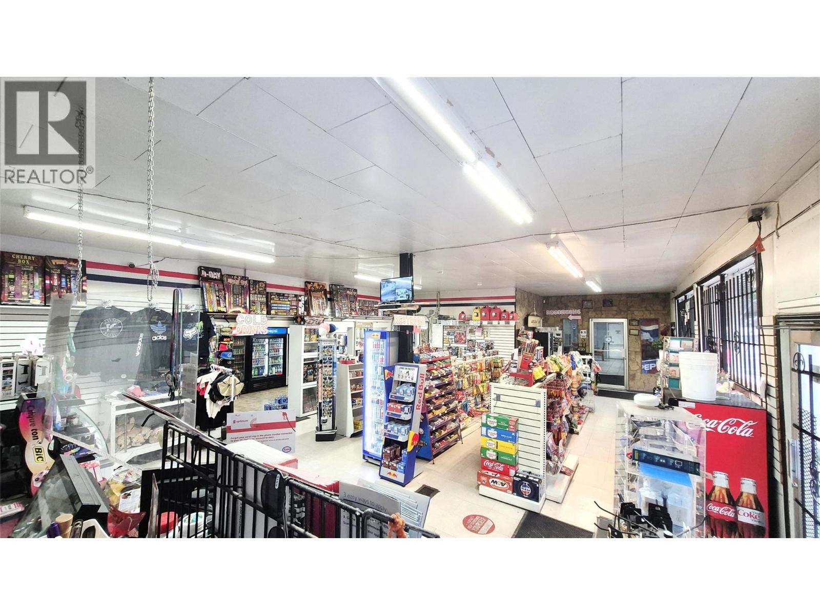  5177 Trans Canada Highway, Tappen