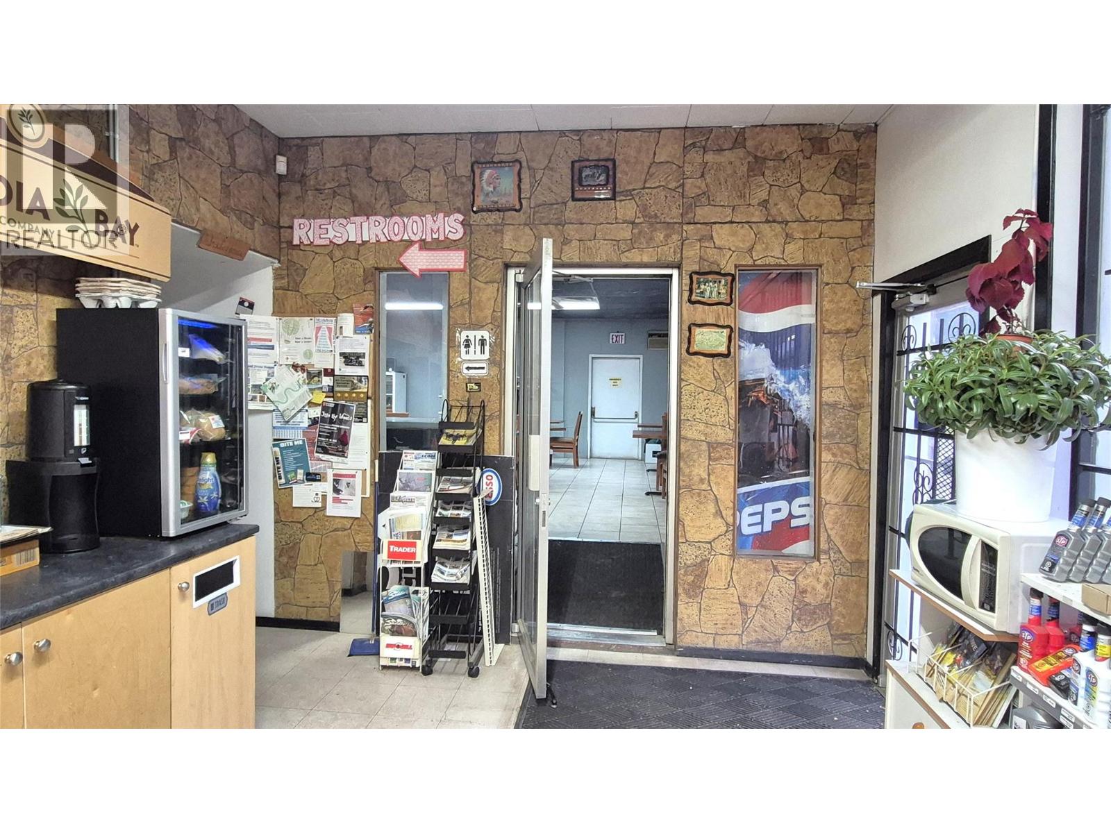  5177 Trans Canada Highway, Tappen