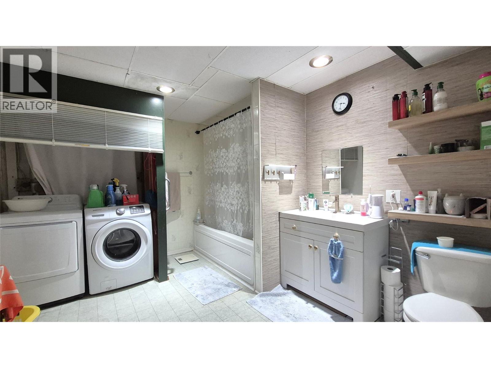  5177 Trans Canada Highway, Tappen