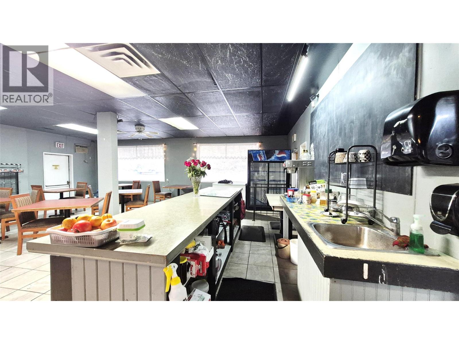  5177 Trans Canada Highway, Tappen