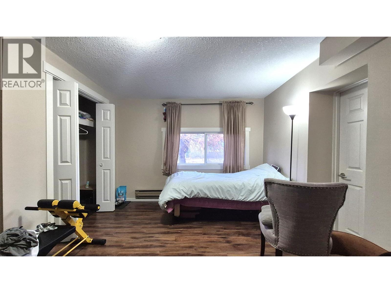  5177 Trans Canada Highway, Tappen