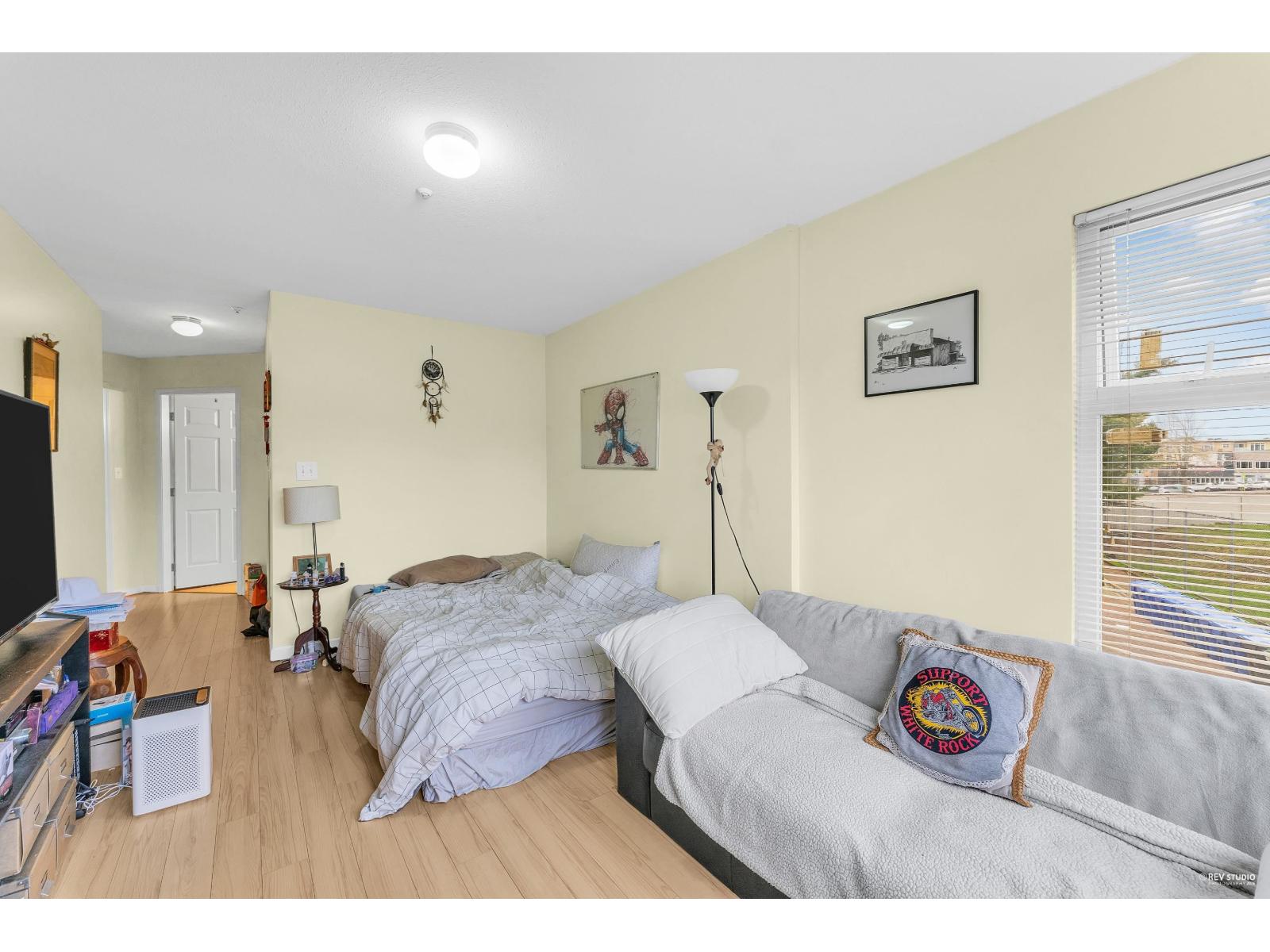 204 15233 PACIFIC AVENUE, White Rock