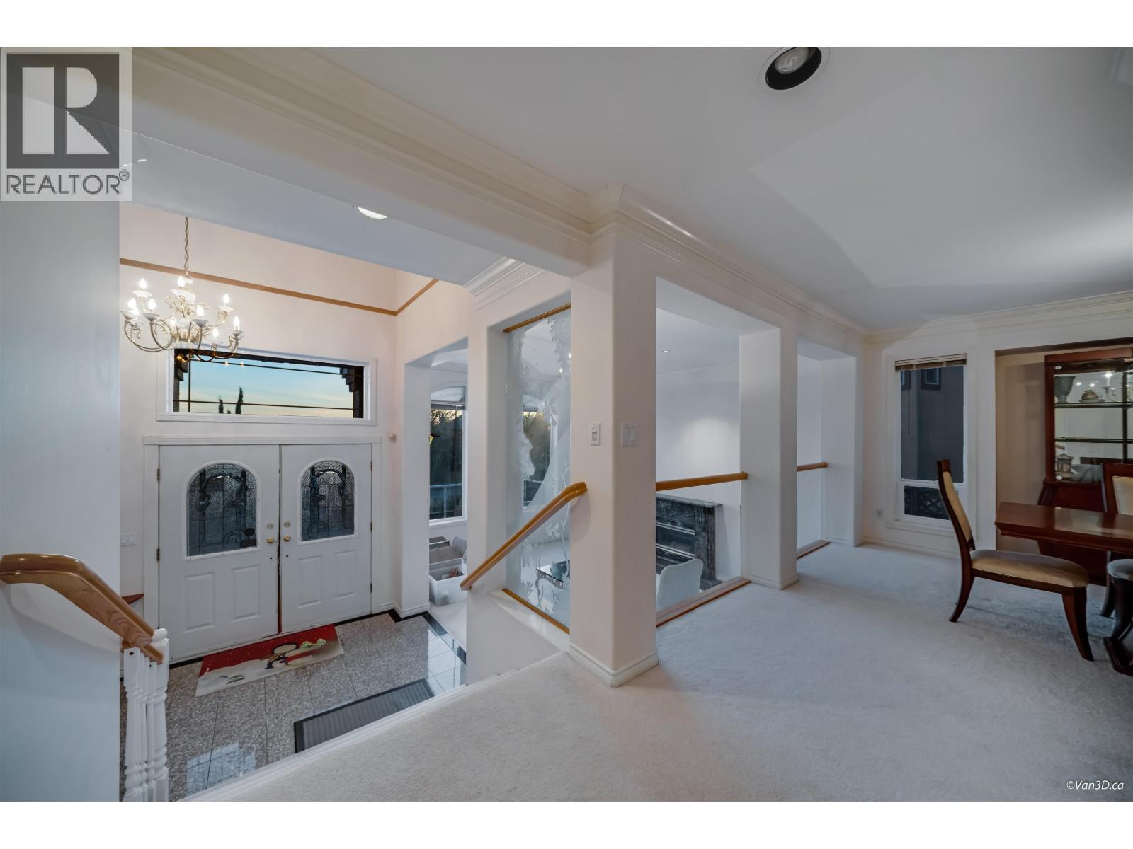 2599 DIAMOND CRESCENT, Coquitlam