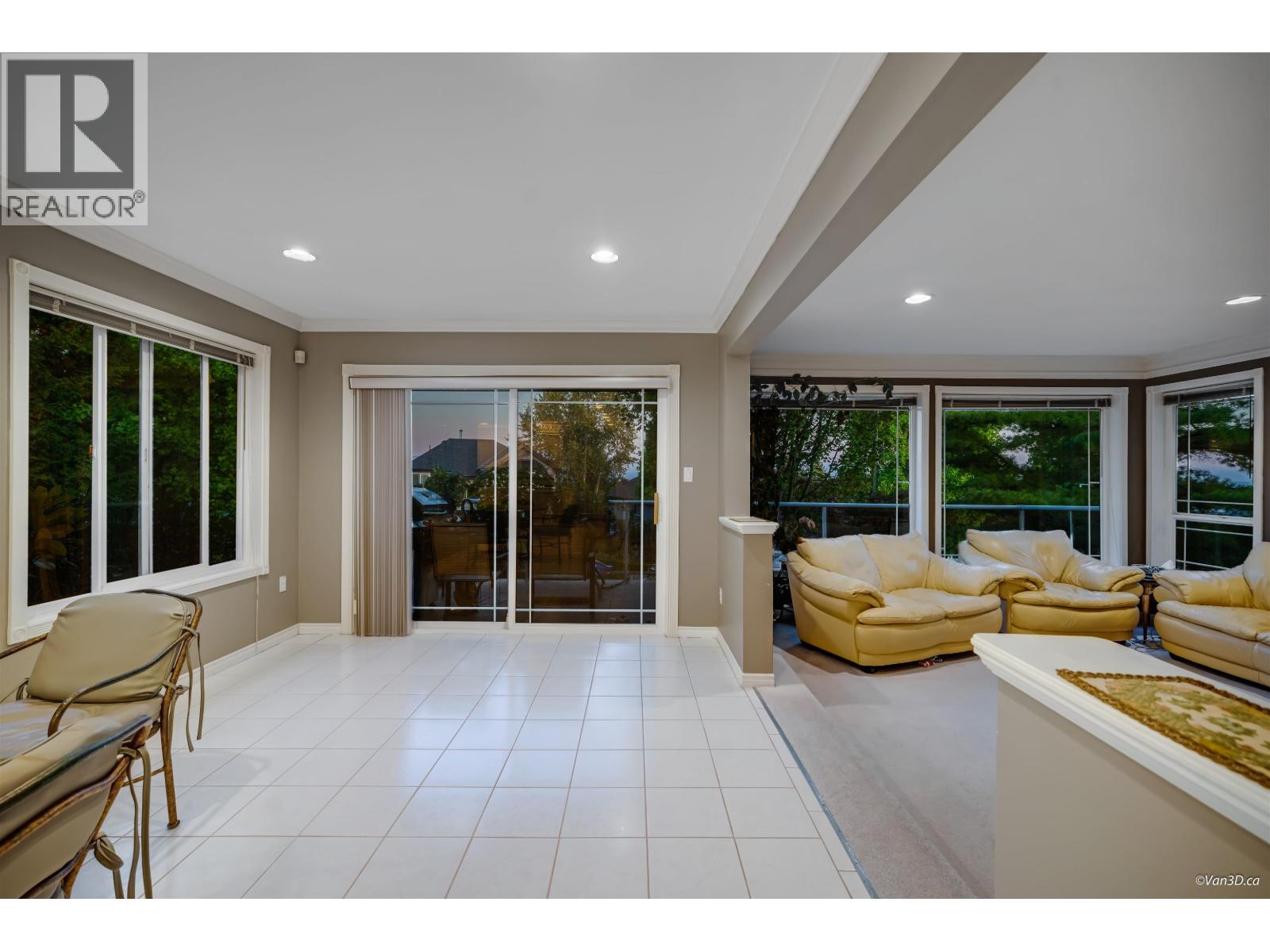 2599 DIAMOND CRESCENT, Coquitlam