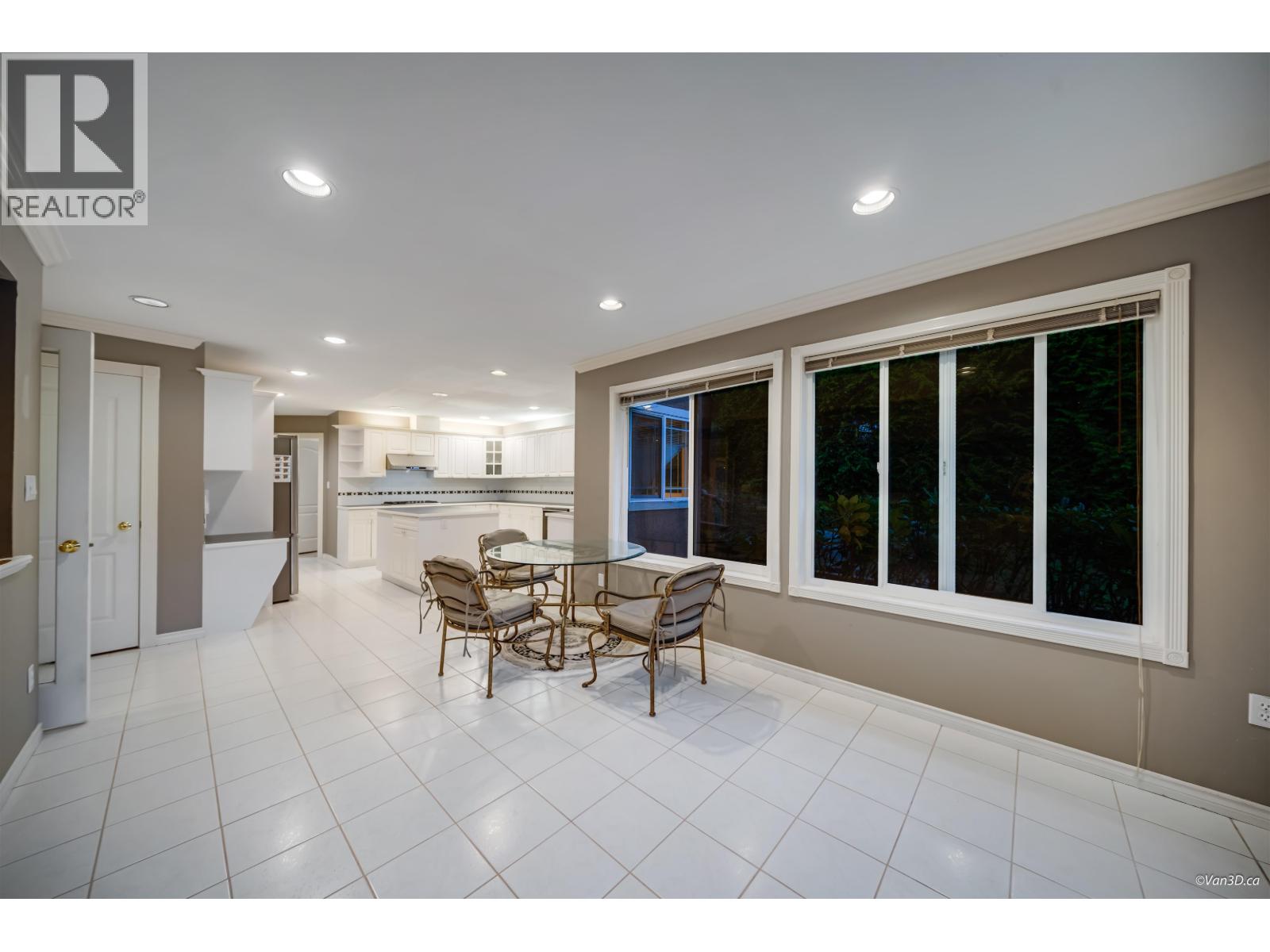 2599 DIAMOND CRESCENT, Coquitlam