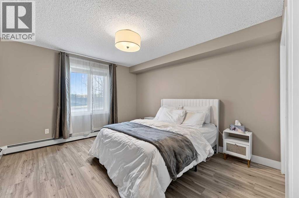Single Family House for Sale in   Citadel Meadow Point NW Citadel Calgary 