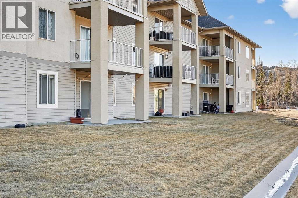 Single Family House for Sale in   Citadel Meadow Point NW Citadel Calgary 