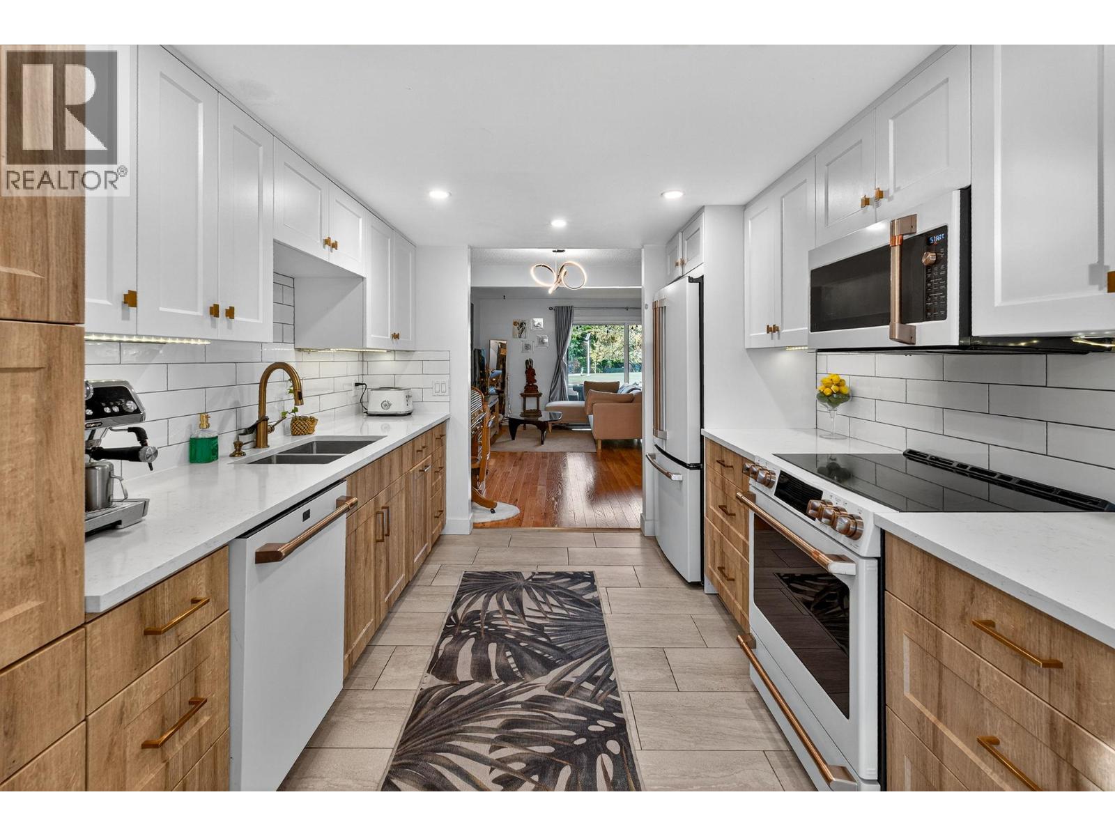 107 1050 Springfield Road, Kelowna