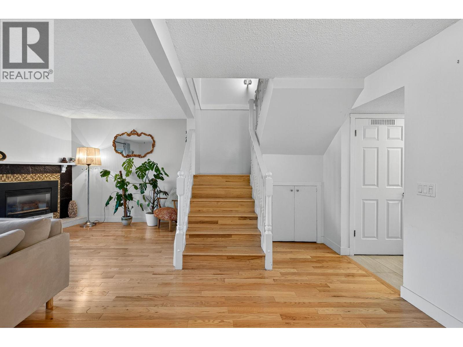 107 1050 Springfield Road, Kelowna