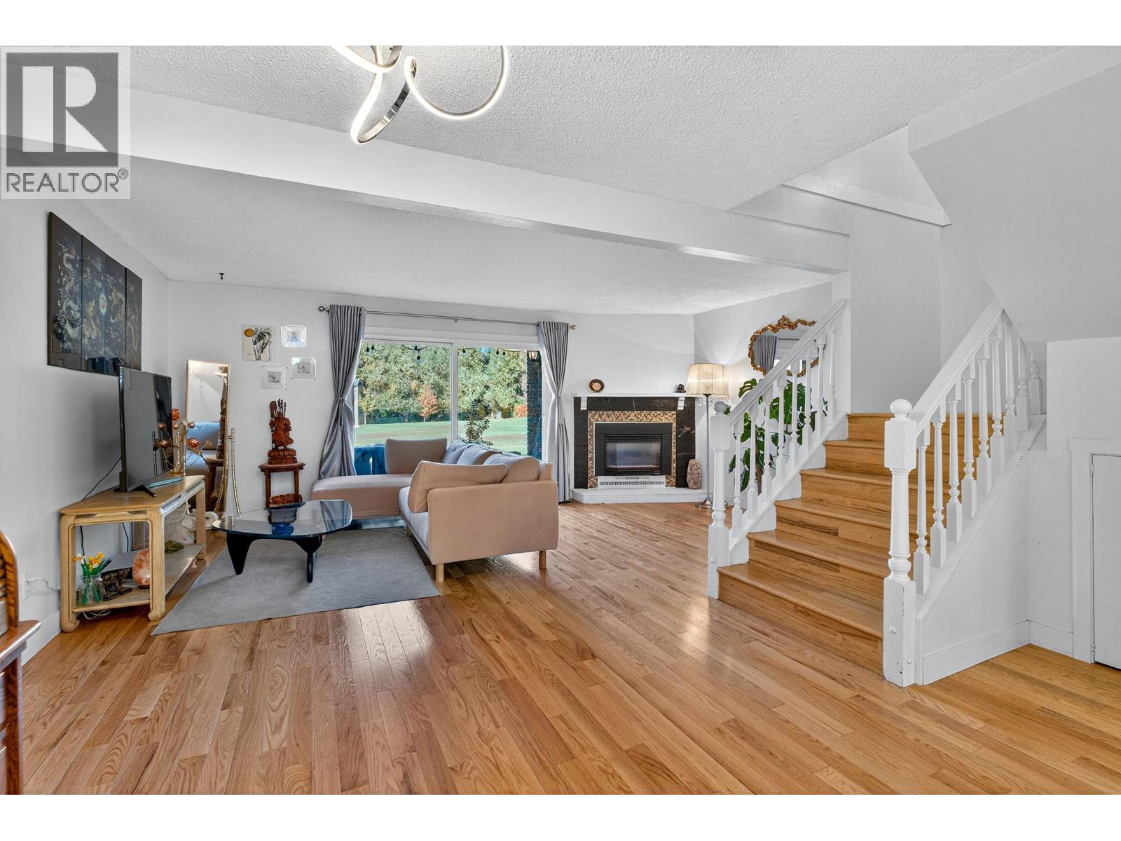 107 1050 Springfield Road, Kelowna