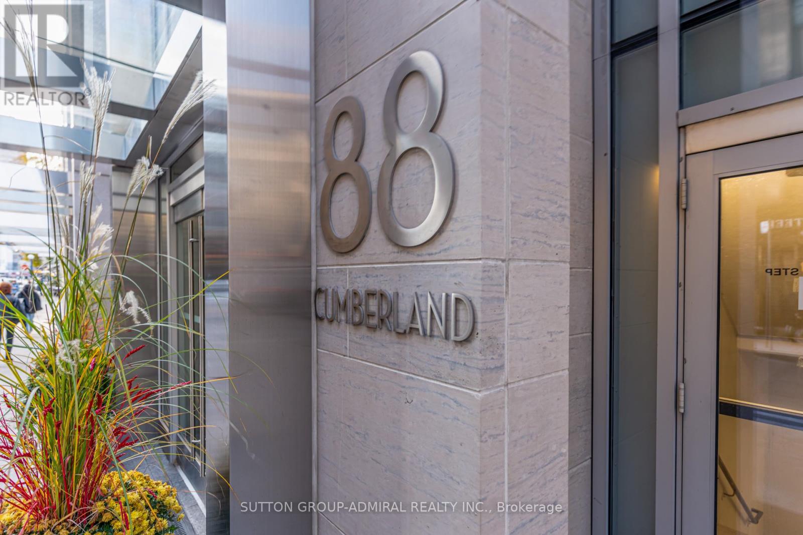 #505 88 CUMBERLAND STREET - 27