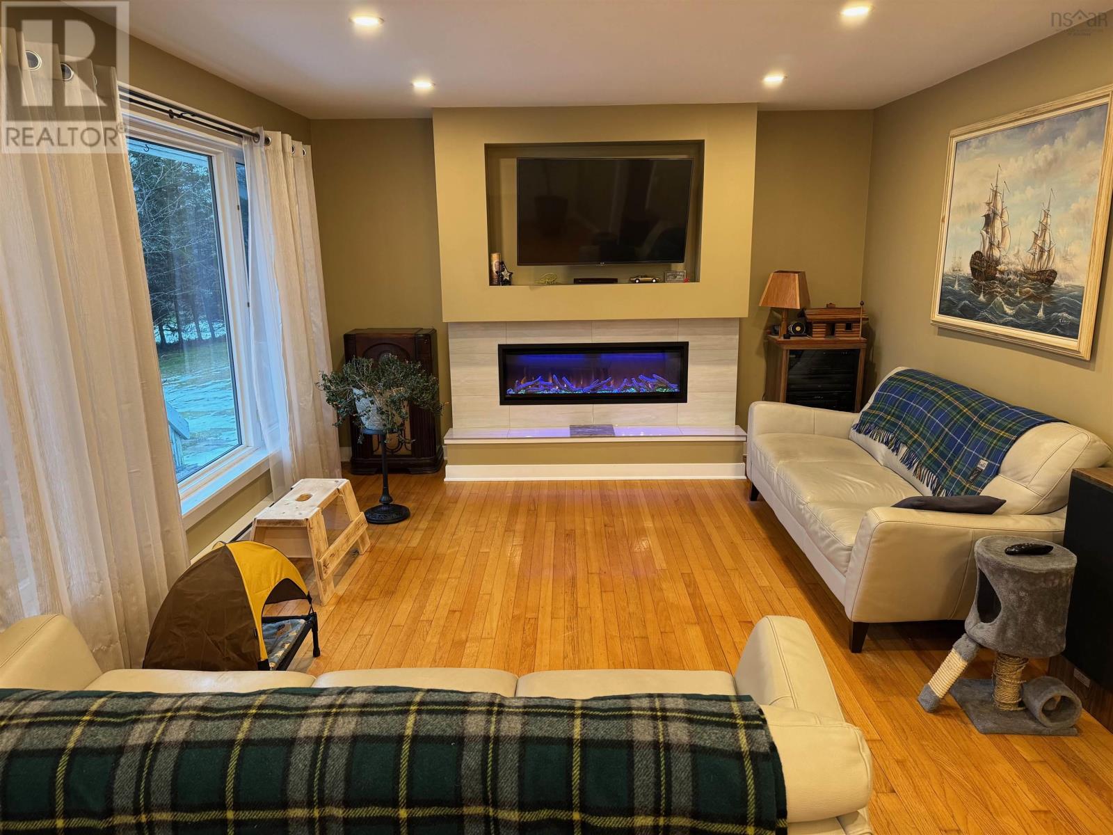 Property 9 of 21 of 22 MacInnis Road