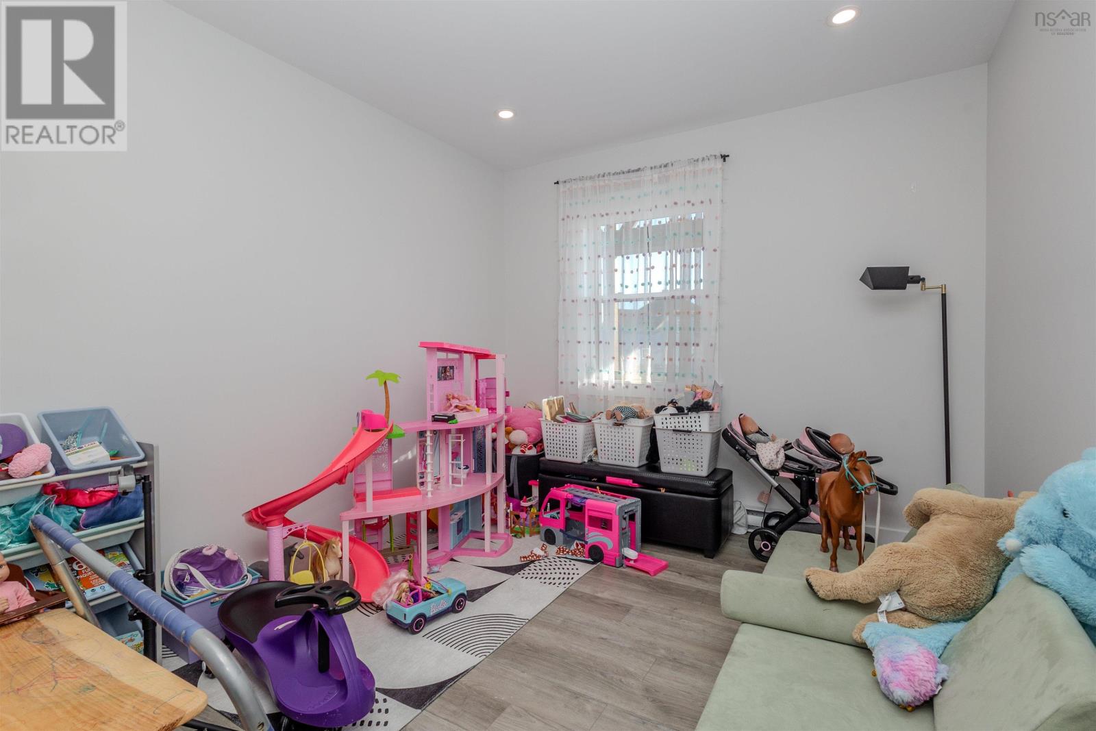 Property 21 of 30 of 29 Amy Street