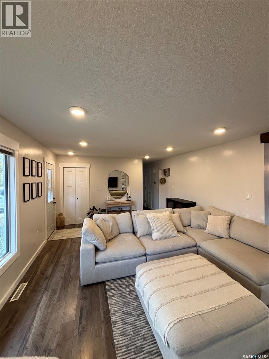845 Prospect AVENUE - 6