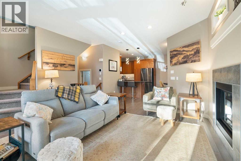 Single Family House for Sale in    Avenue SW Windsor Park Calgary 