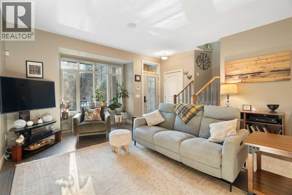 Single Family House for Sale in    Avenue SW Windsor Park Calgary 