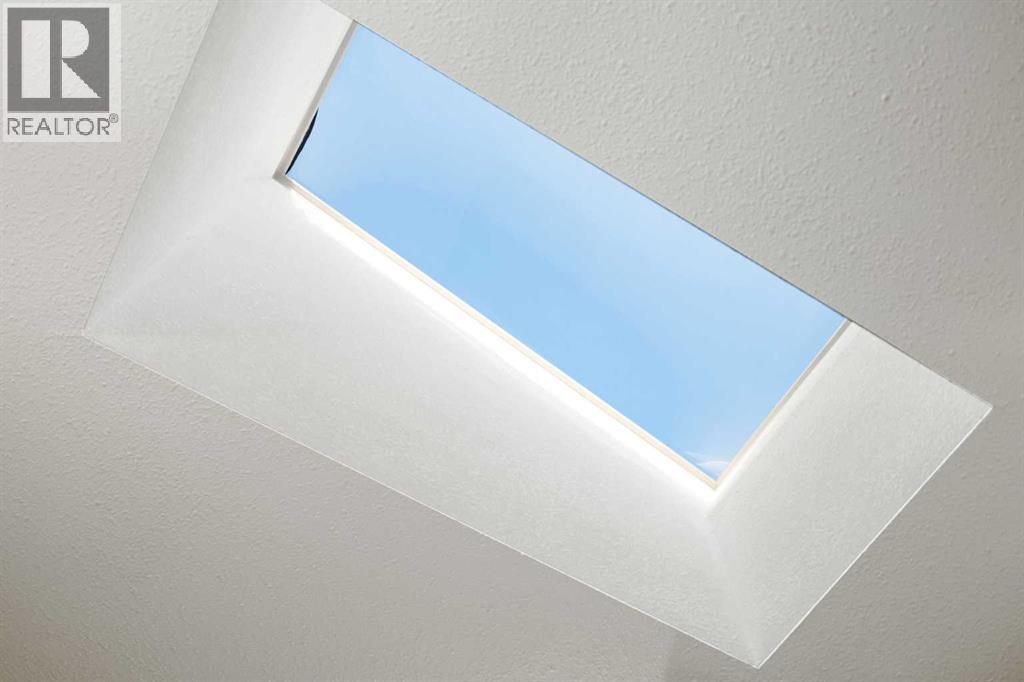 Single Family House for Sale in    Avenue SW Windsor Park Calgary 