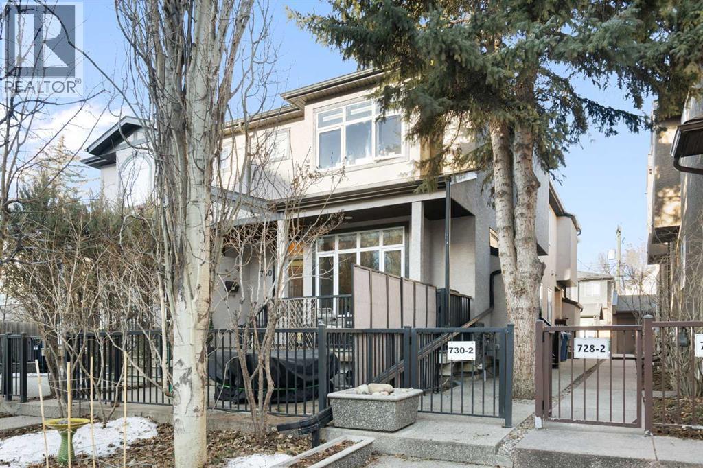 Single Family House for Sale in    Avenue SW Windsor Park Calgary 