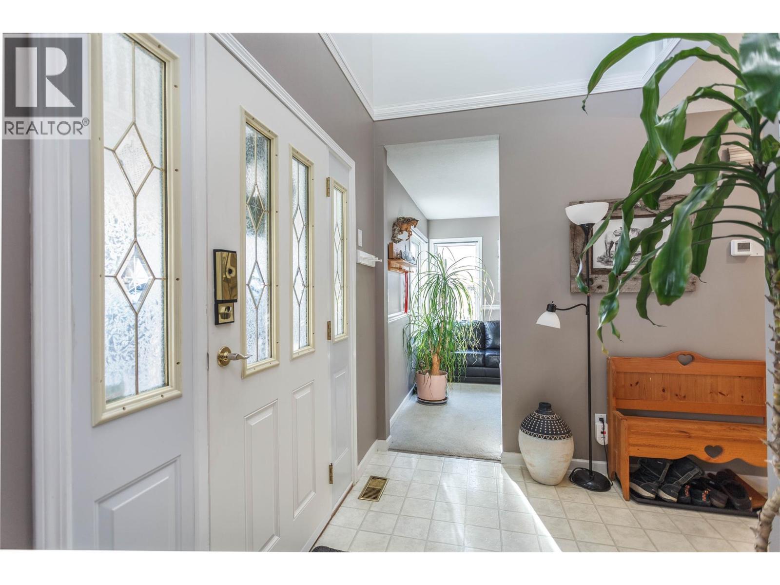 2094 Saddleview Avenue, Lumby