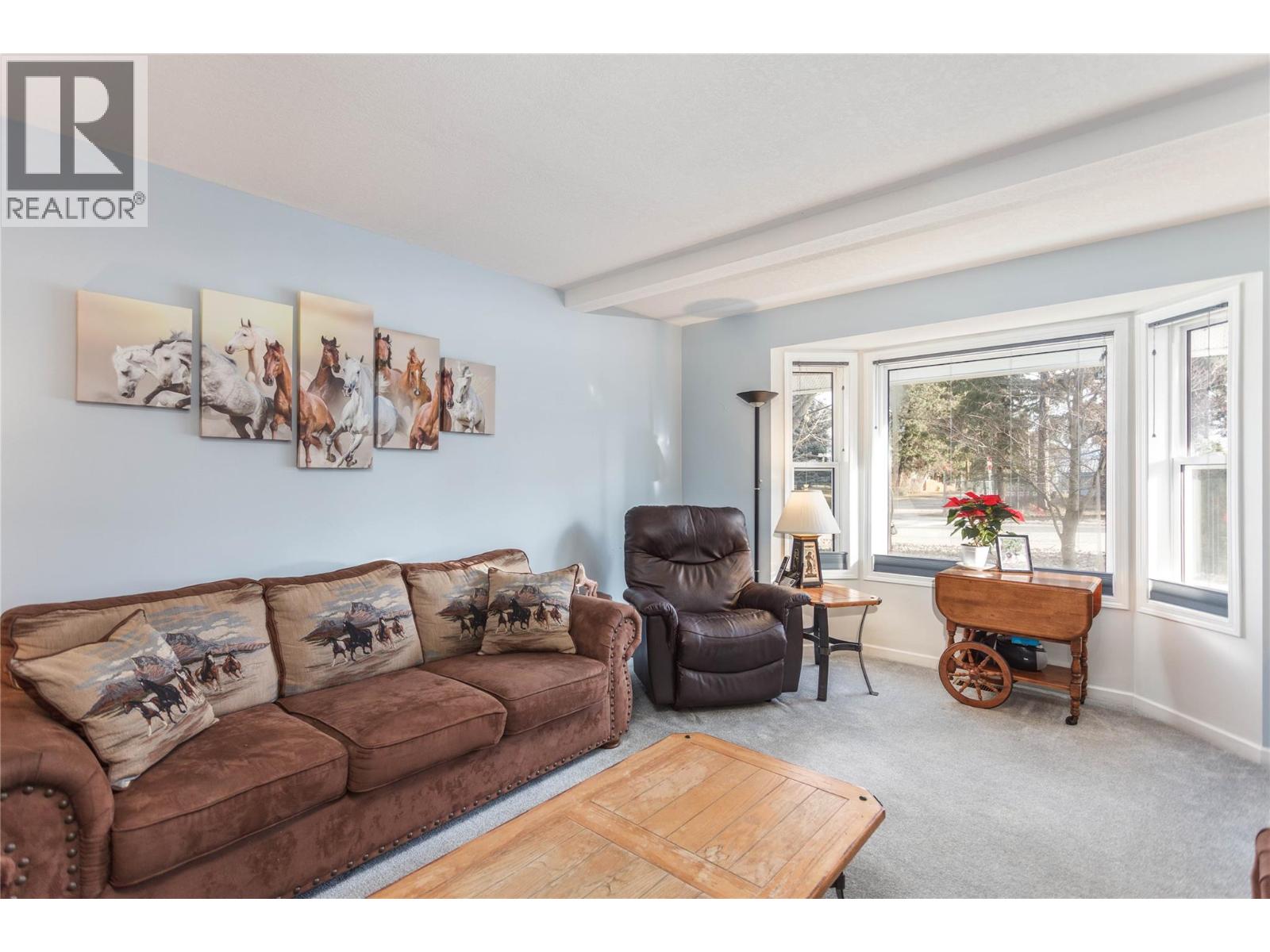 2094 Saddleview Avenue, Lumby