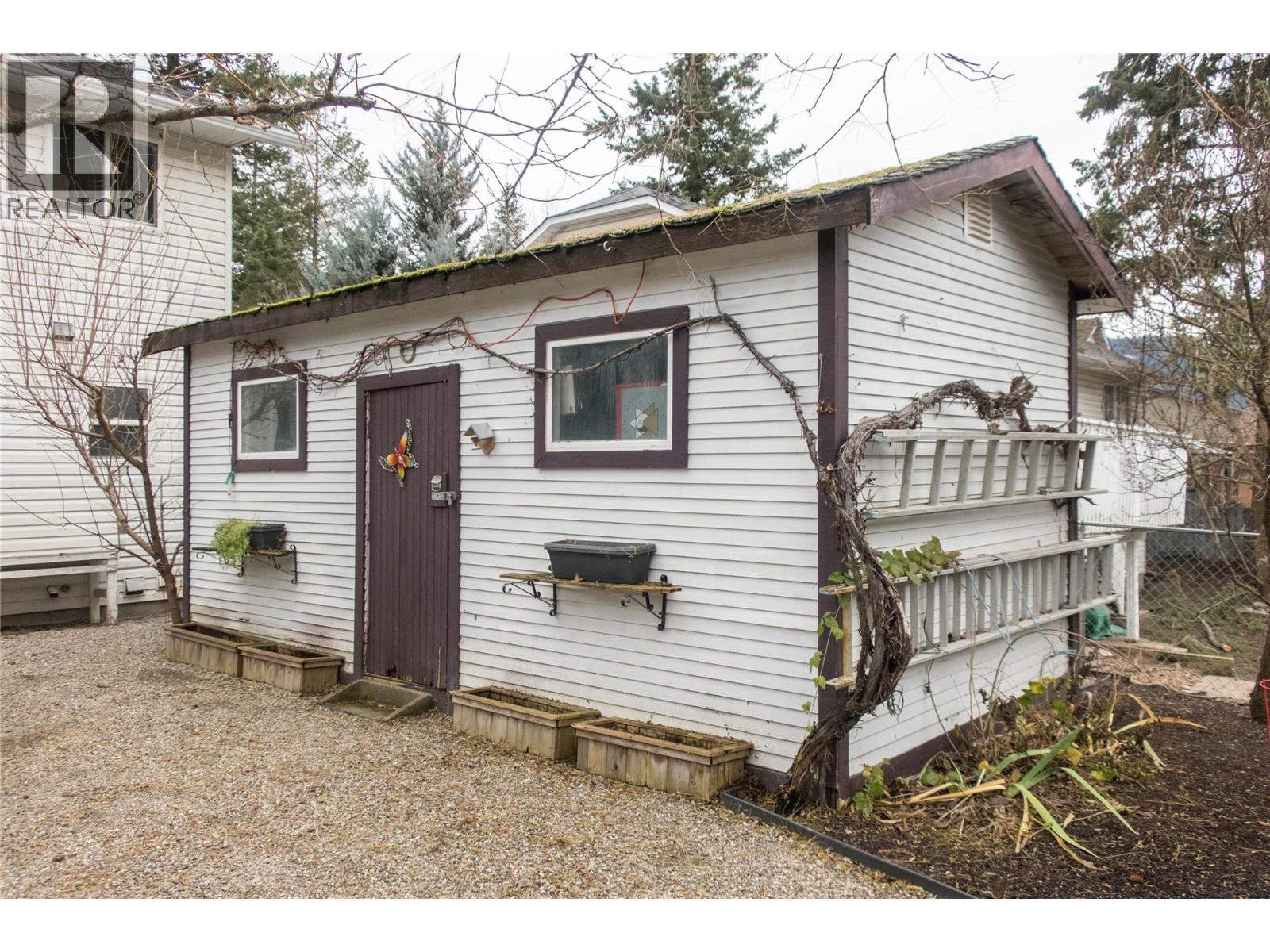 2094 Saddleview Avenue, Lumby