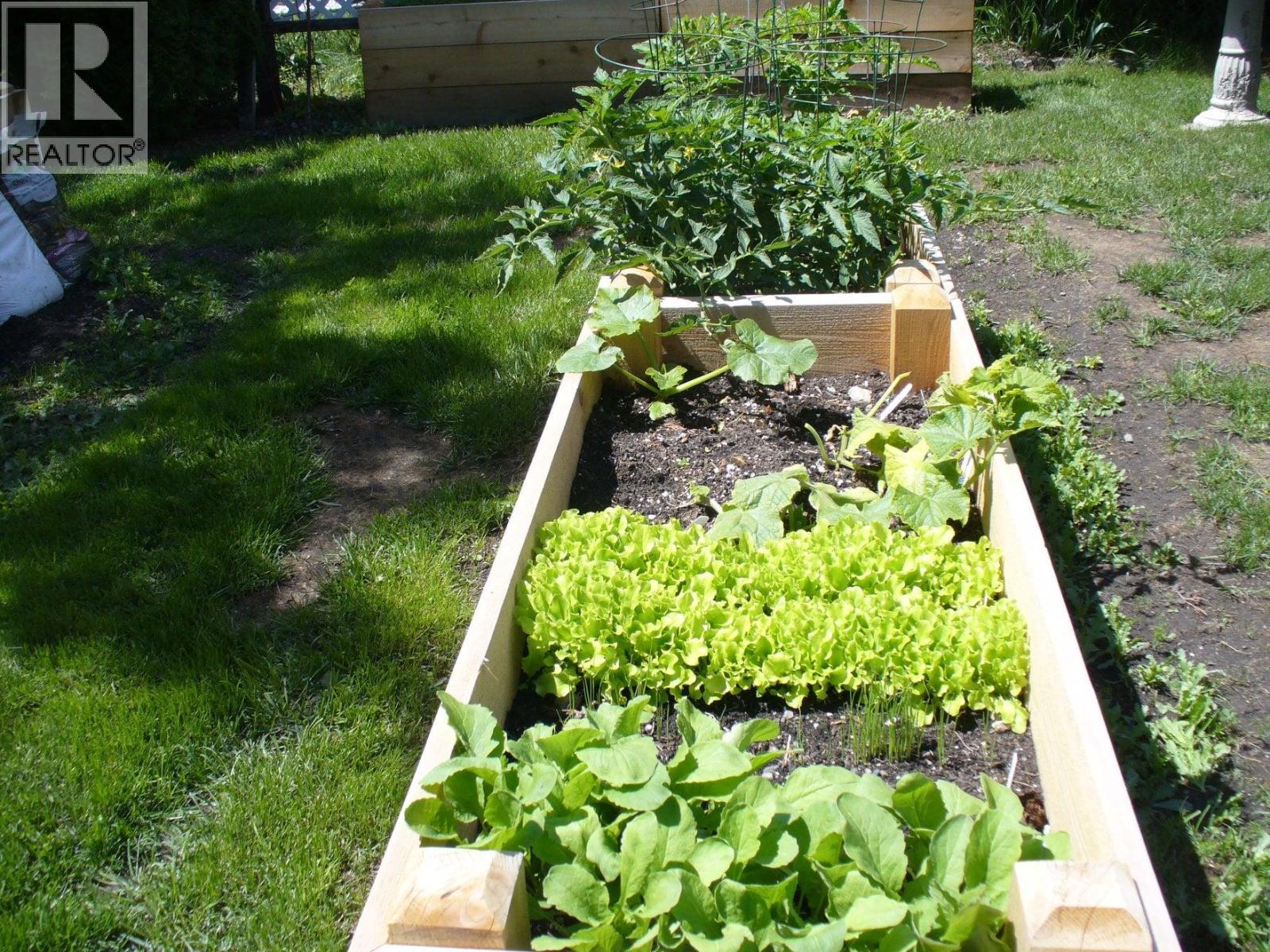 2094 Saddleview Avenue, Lumby