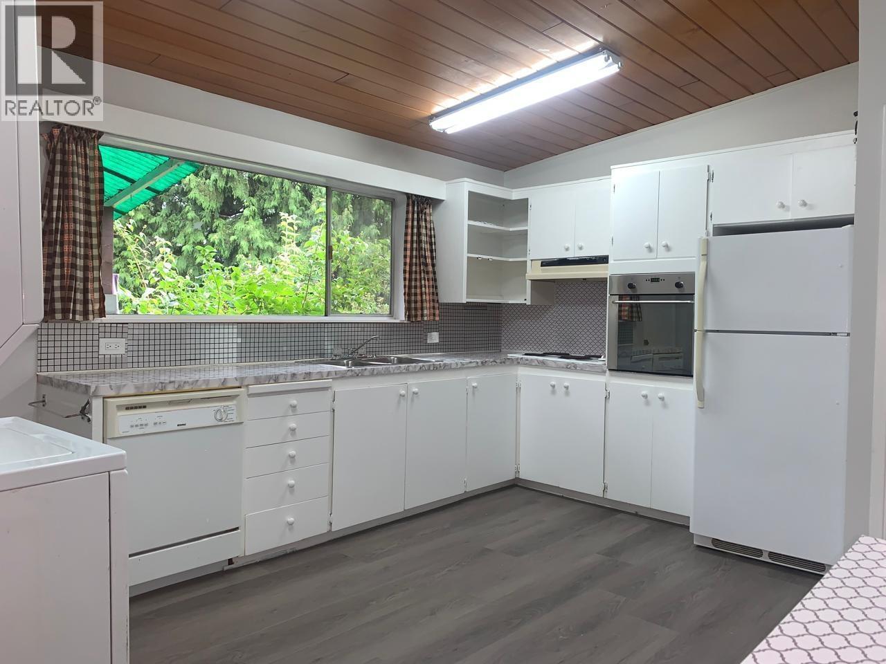 12079 GLENHURST STREET, Maple Ridge