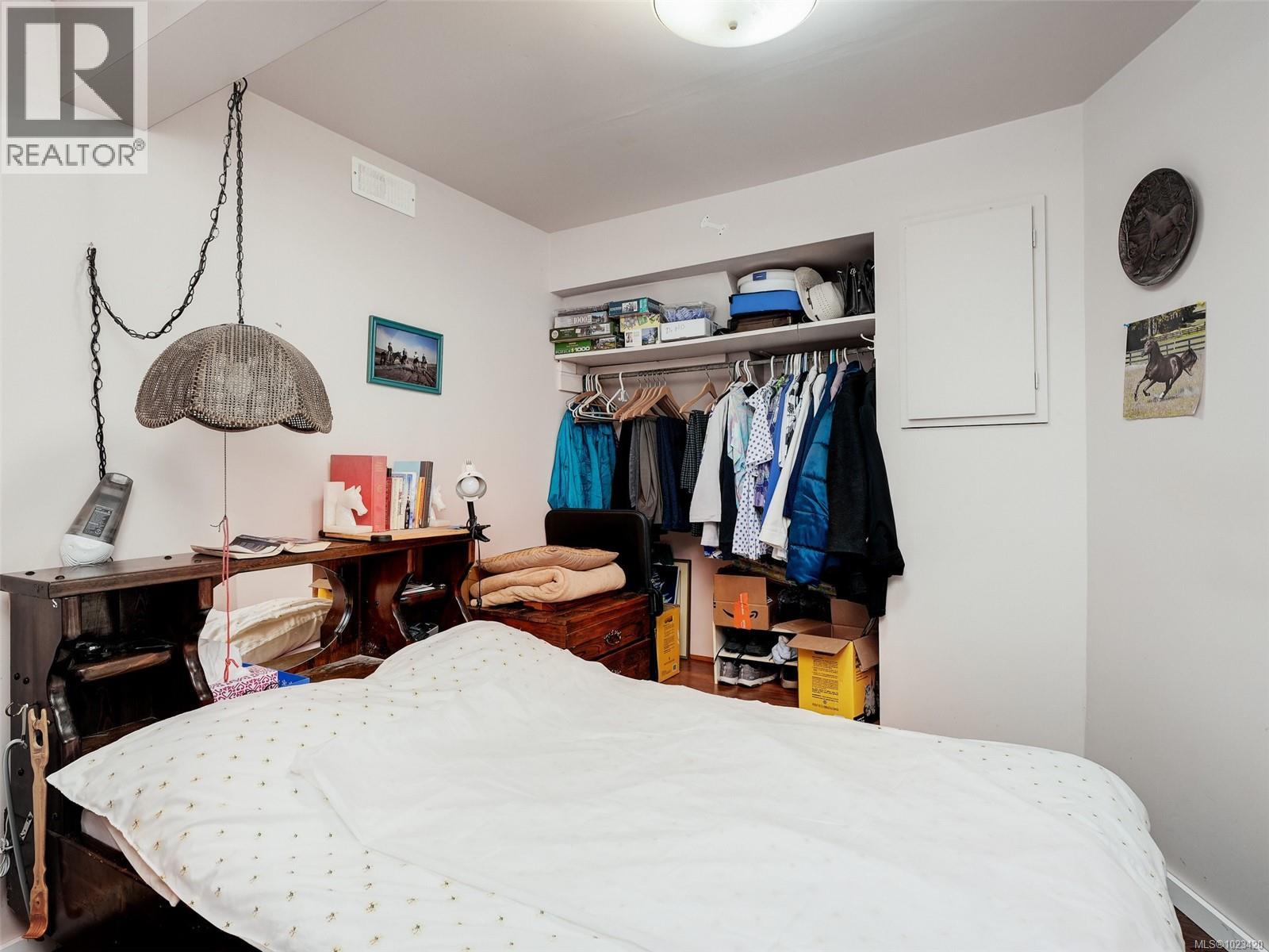 269 Glenairlie Dr, View Royal